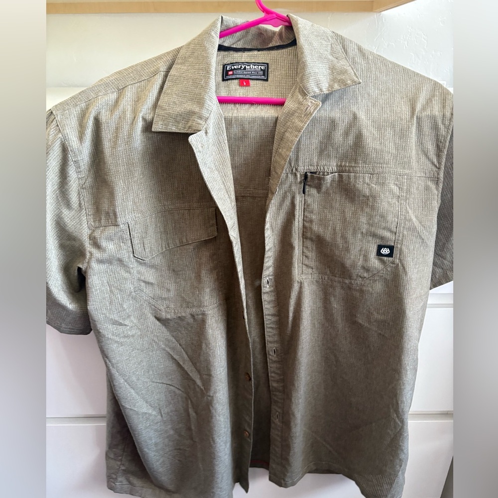 686 Everywhere technical button up men’s large shirt